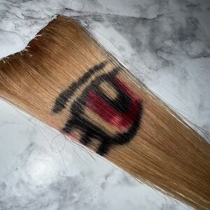 Blonde manga eye hair extension